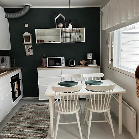 Kolin Pikkukolo - Saunallinen Studiohuoneisto Kolinkylä Exterior foto