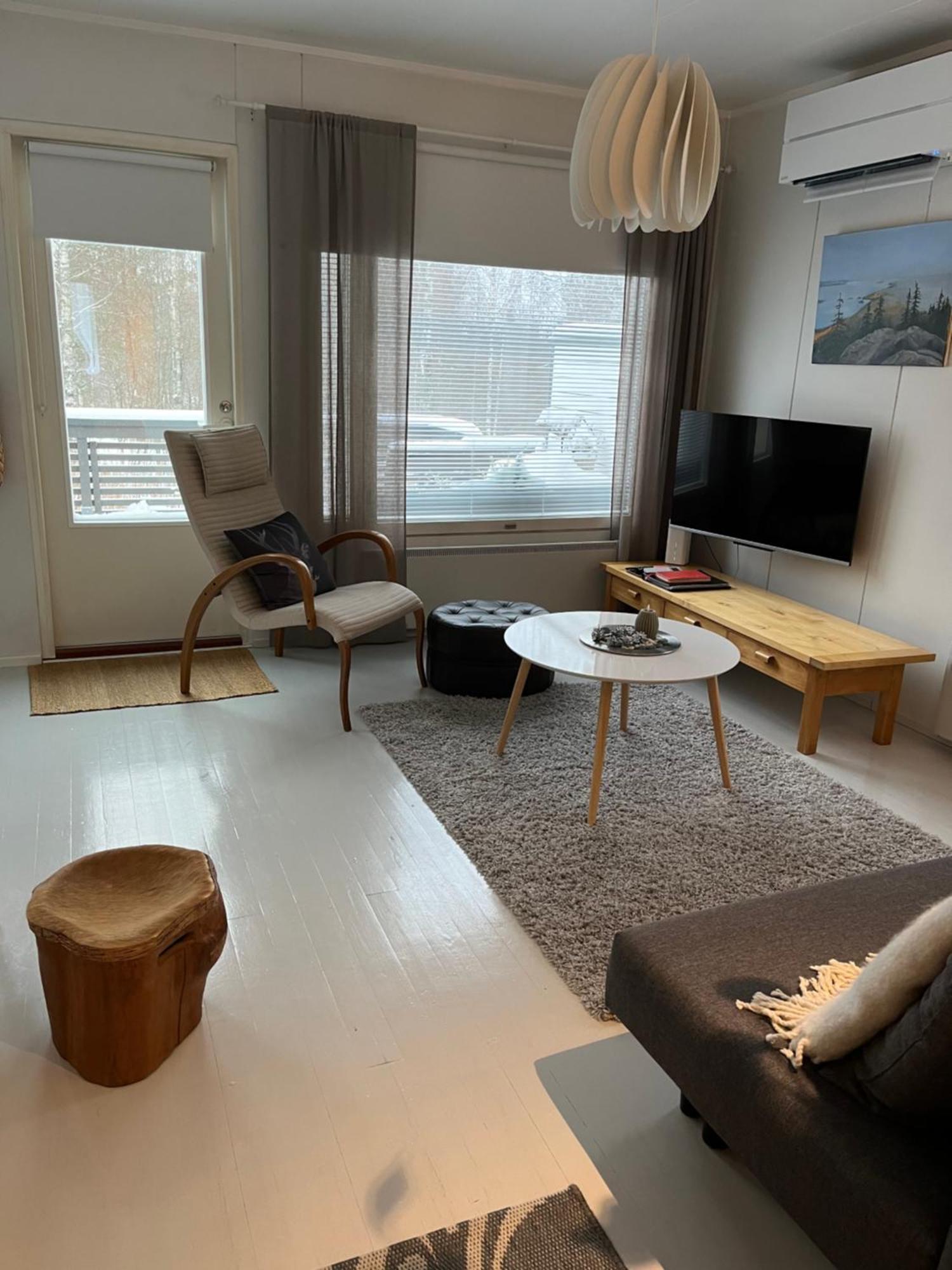 Kolin Pikkukolo - Saunallinen Studiohuoneisto Kolinkylä Exterior foto